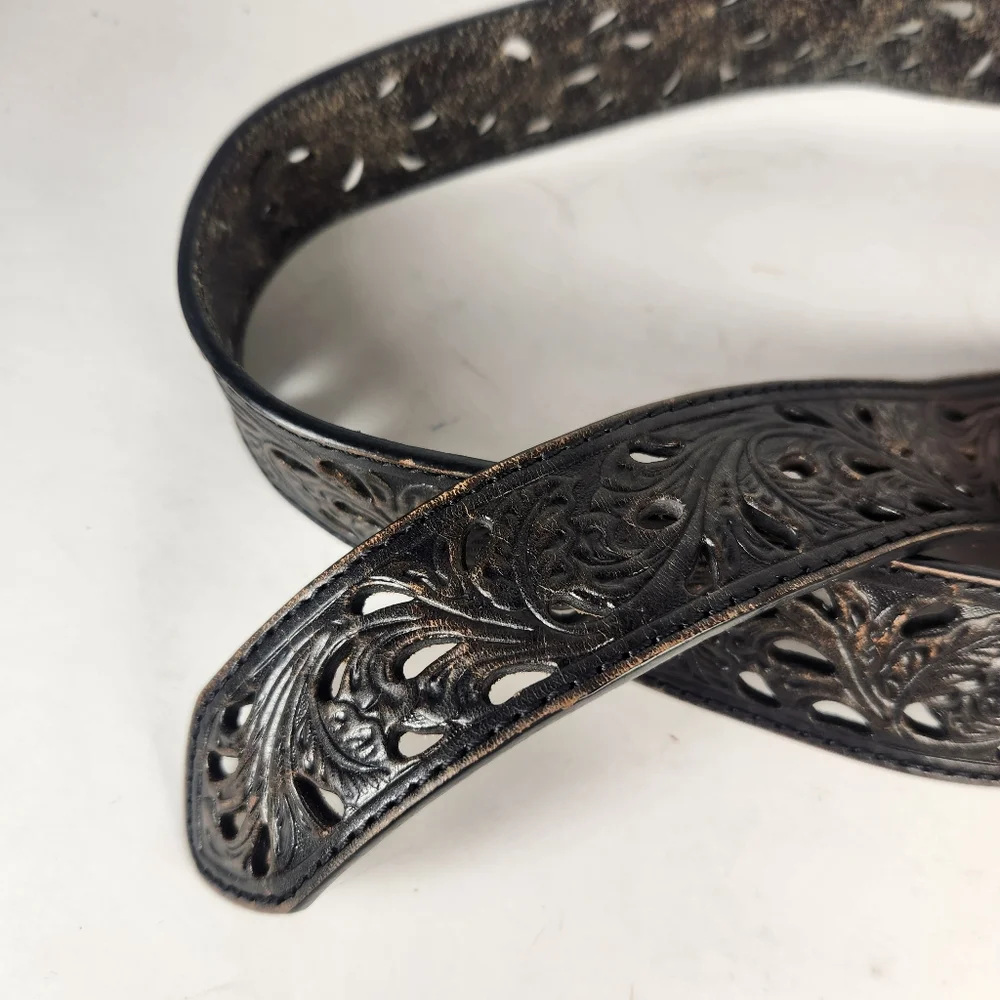 TONY LAMA Pierced Filagree Belt Size 36 Black Leather Cut Out Silver Buckle - Picture 10 of 10